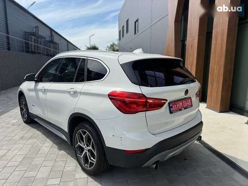 BMW X1 2017 - фото 3