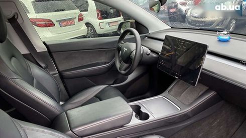 Tesla Model Y 2021 - фото 26