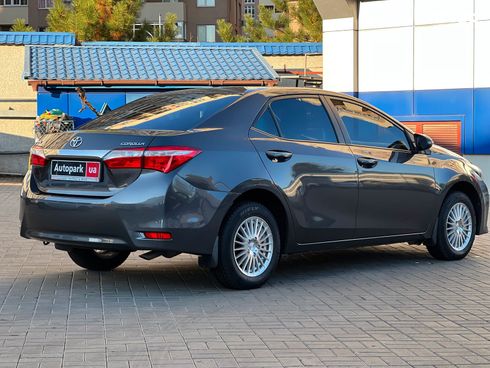 Toyota Corolla 2014 серый - фото 5