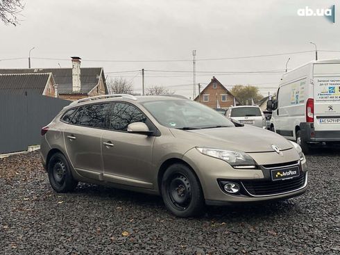 Renault Megane 2012 - фото 30