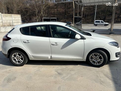 Renault Megane 2015 белый - фото 6