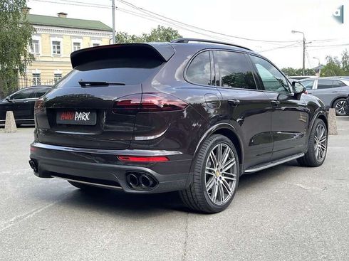Porsche Cayenne 2015 - фото 11