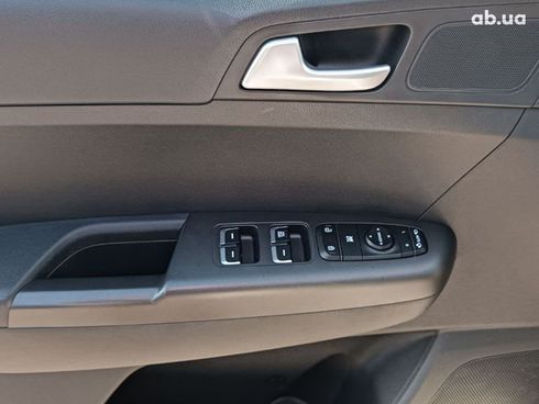 Kia Sportage 2020 белый - фото 16