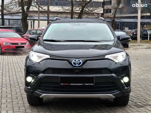 Toyota RAV4 2017 - фото 4