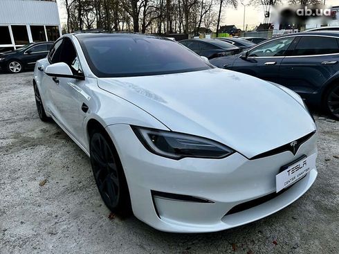 Tesla Model S 2021 - фото 18