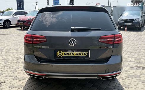 Volkswagen passat alltrack 2017 - фото 6