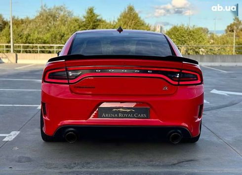 Dodge Charger 2017 - фото 17