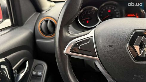 Renault Duster 2017 - фото 27