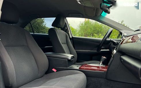 Toyota Camry 2014 - фото 9