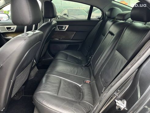 Jaguar XF 2015 серый - фото 19
