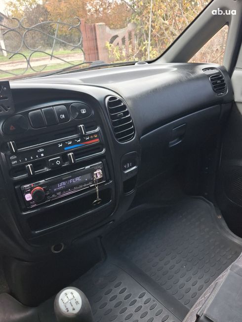 Hyundai h 1 2006 белый - фото 8