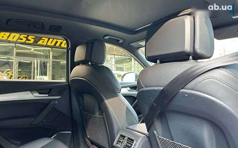 Audi Q5 2017 - фото 17