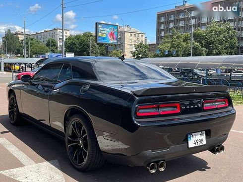Dodge Challenger 2017 - фото 8