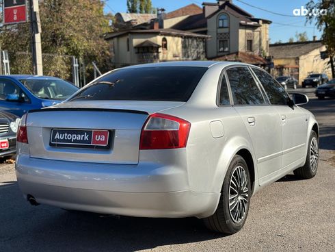 Audi A4 2002 серый - фото 10