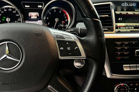 Mercedes-Benz GL-Класс 2015 - фото 17