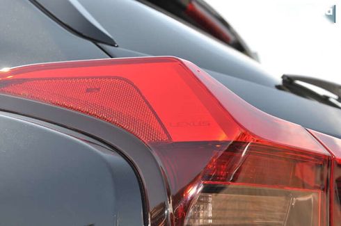 Lexus UX 2019 - фото 29