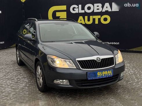 Skoda Octavia 2011 - фото 3