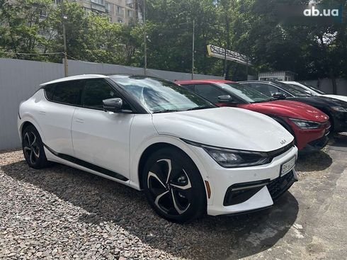 Kia EV6 2023 - фото 6