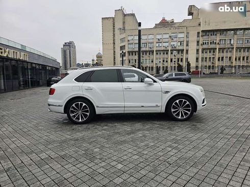 Bentley Bentayga 2017 - фото 8