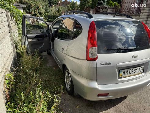 Chevrolet Tacuma 2005 серебристый - фото 15