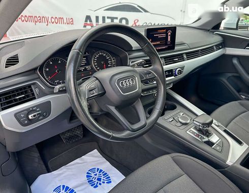 Audi A4 2017 - фото 6