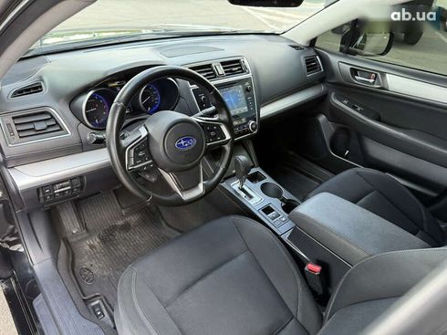 Subaru Legacy 2018 - фото 15