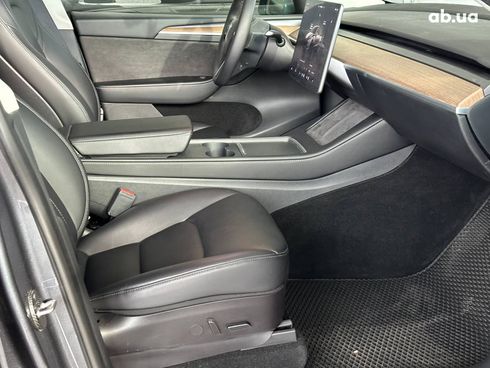 Tesla Model Y 2023 серый - фото 20