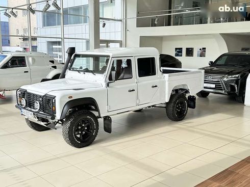 Land Rover Defender 1997 - фото 23
