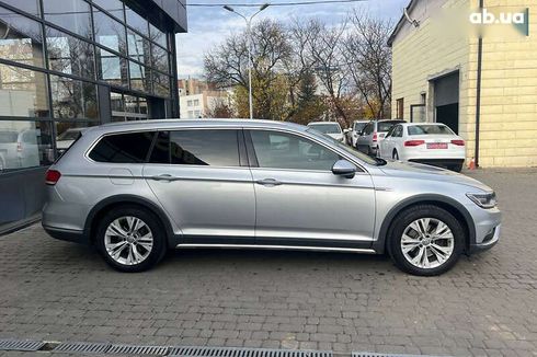 Volkswagen Passat 2016 - фото 8