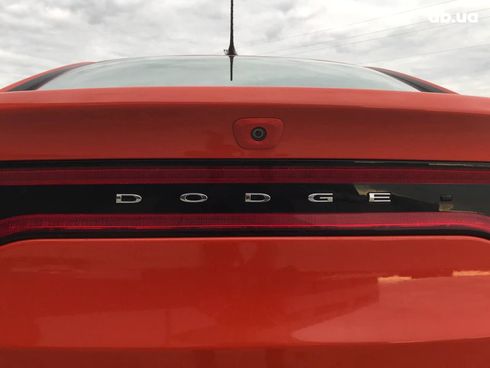 Dodge Dart 2015 оранжевый - фото 25