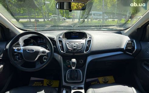 Ford Escape 2016 - фото 11