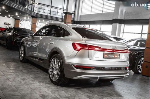 Audi E-Tron 2020 - фото 17