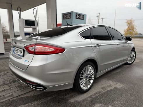 Ford Fusion 2013 - фото 10