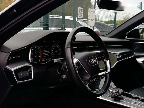 Audi A6 2021 - фото 25