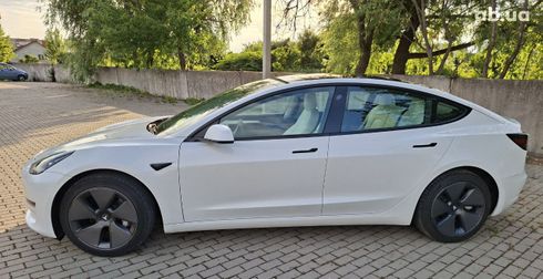 Tesla Model 3 2021 белый - фото 4