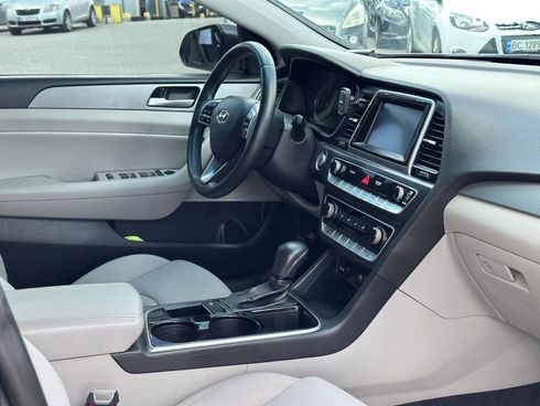 Hyundai Sonata 2018 серый - фото 32