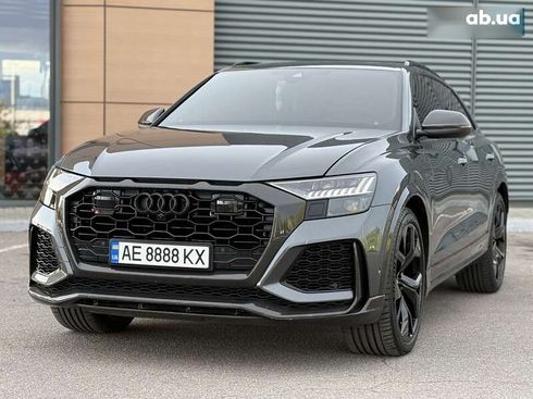 Audi RS Q8 2021 - фото 19