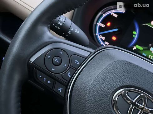 Toyota RAV4 2021 - фото 29