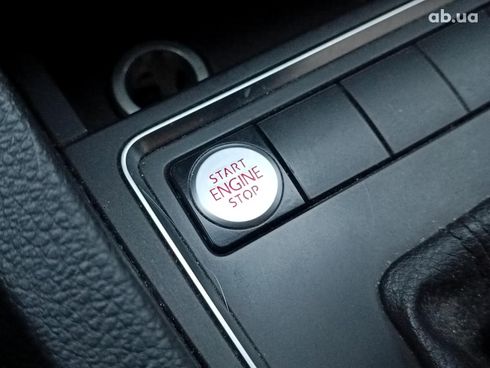 Volkswagen Jetta 2014 бежевый - фото 30