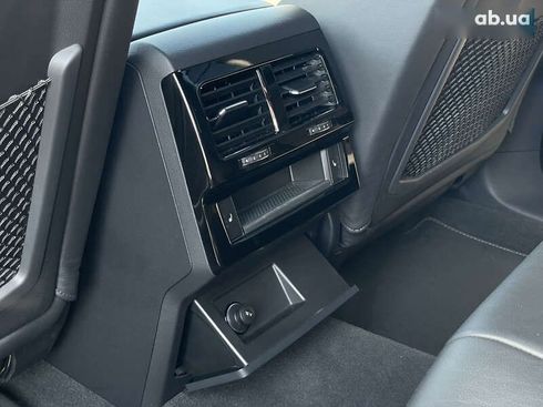 Volkswagen Touareg 2021 - фото 26