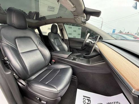 Tesla Model Y 2020 - фото 13