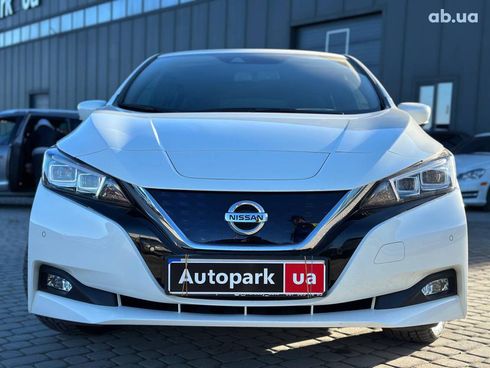 Nissan Leaf 2020 белый - фото 2