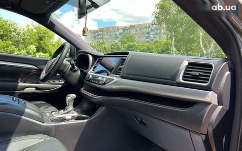 Toyota Highlander 2016 - фото 10