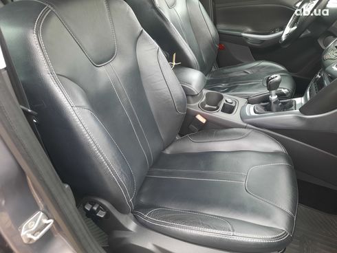 Ford Focus 2013 серый - фото 8