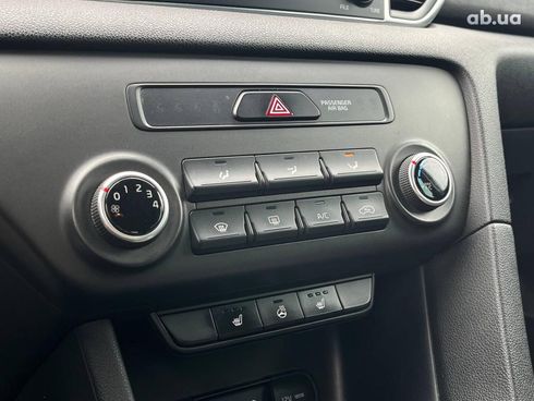 Kia Sportage 2016 белый - фото 37