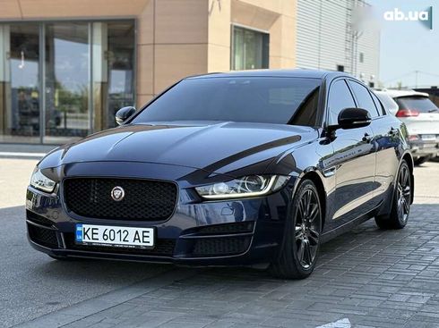 Jaguar XE 2015 - фото 7