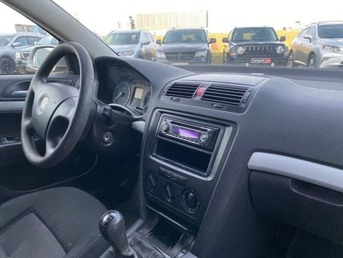 Skoda Octavia 2006 серый - фото 7