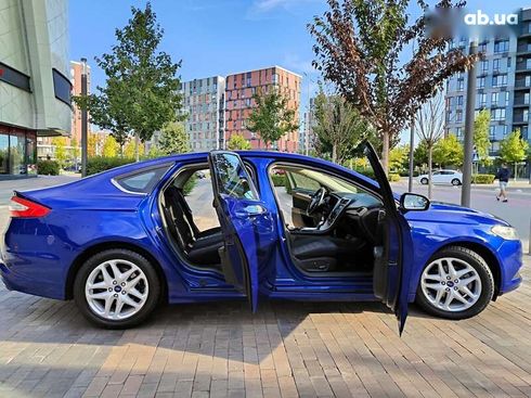 Ford Fusion 2015 - фото 26