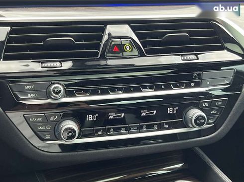 BMW 5 серия 2021 - фото 15