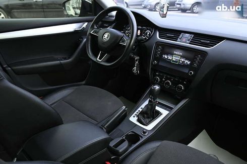 Skoda Octavia 2019 - фото 29